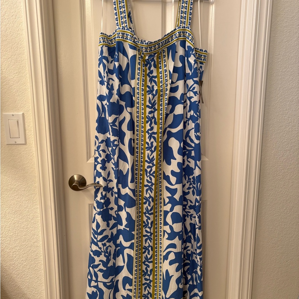 Vince Camuto Blue and White Floral Maxi Dress 1002